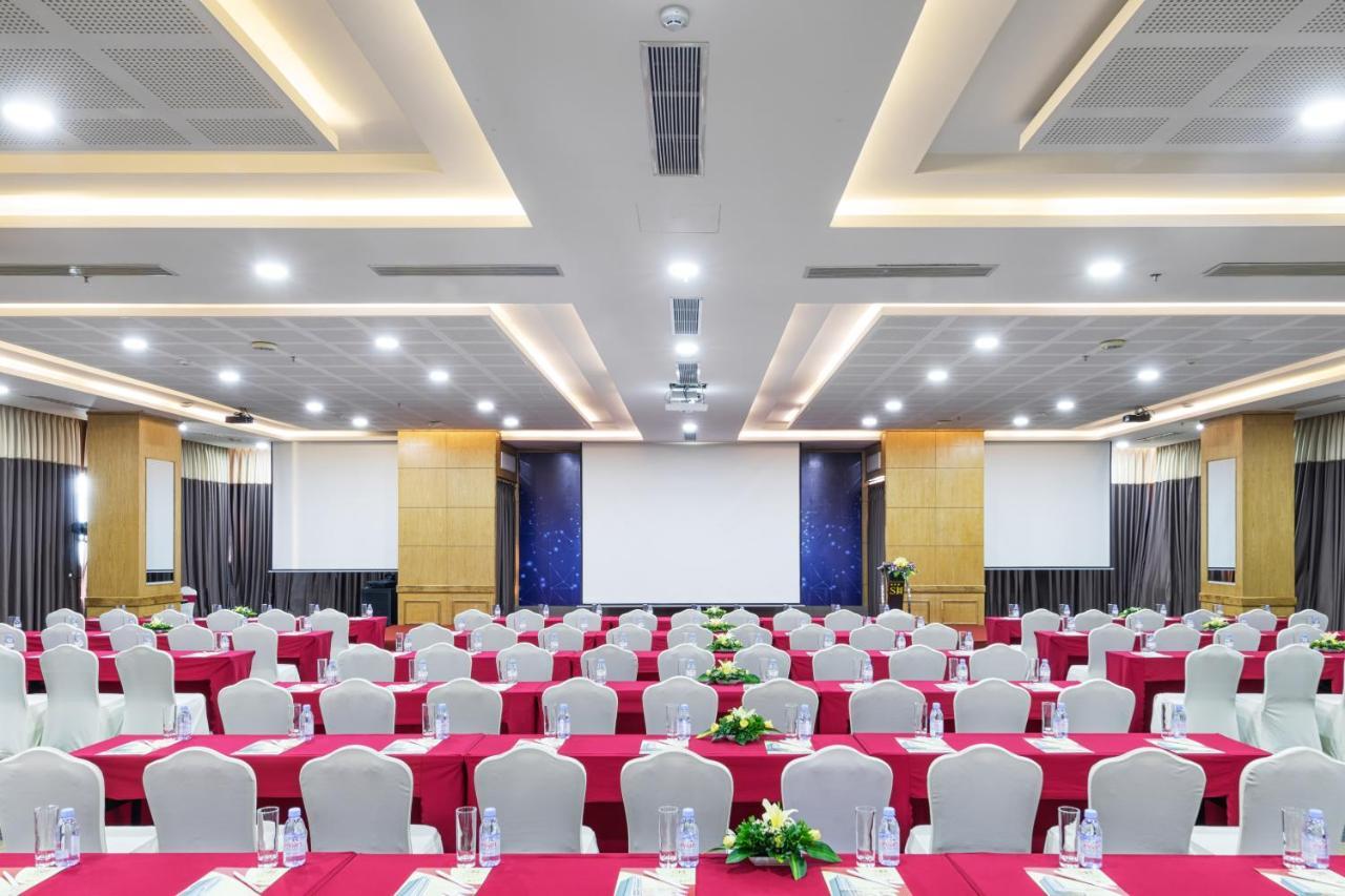 Serene Beach Hotel Danang Da Nang Exterior foto