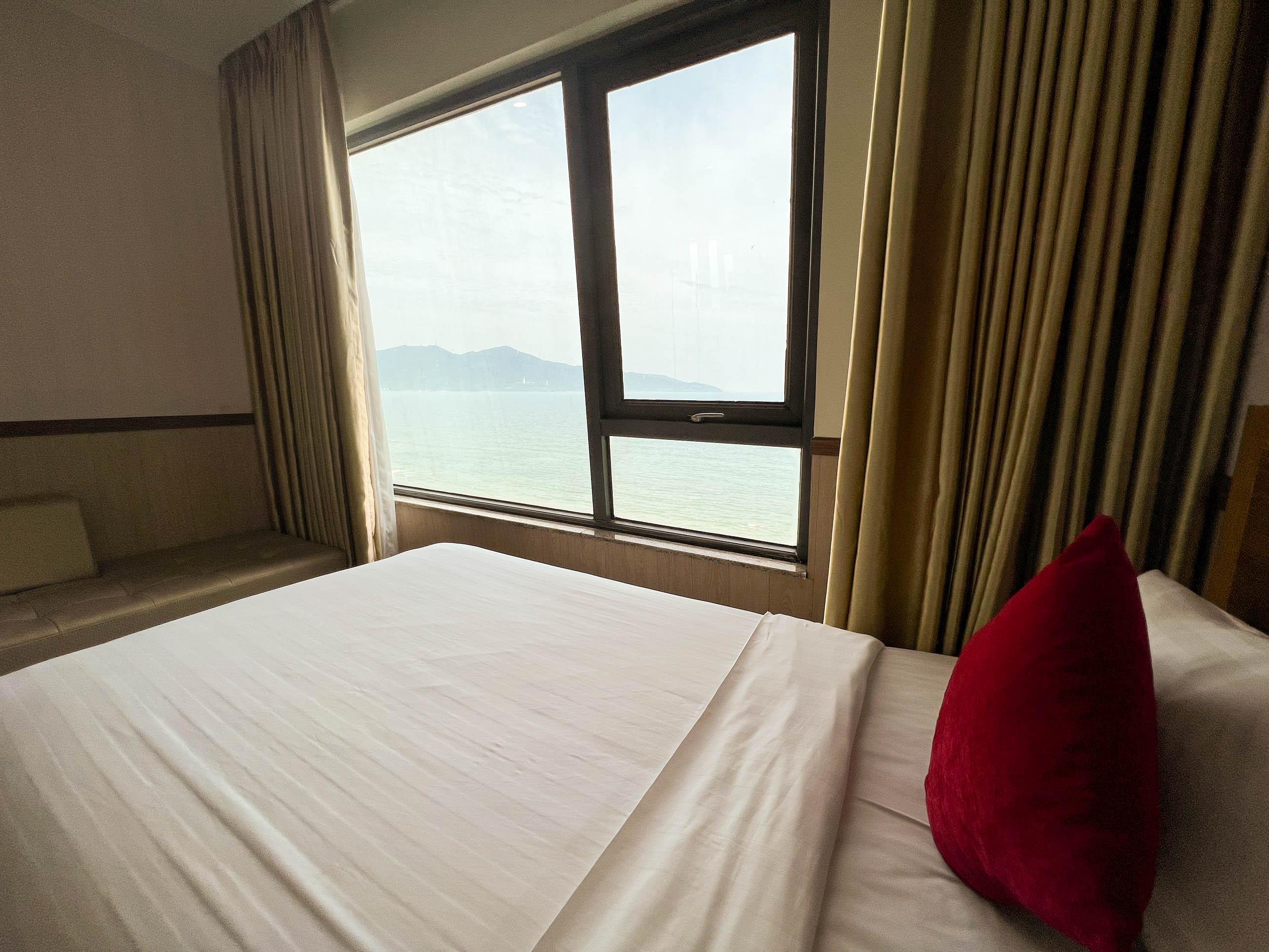Serene Beach Hotel Danang Da Nang Exterior foto