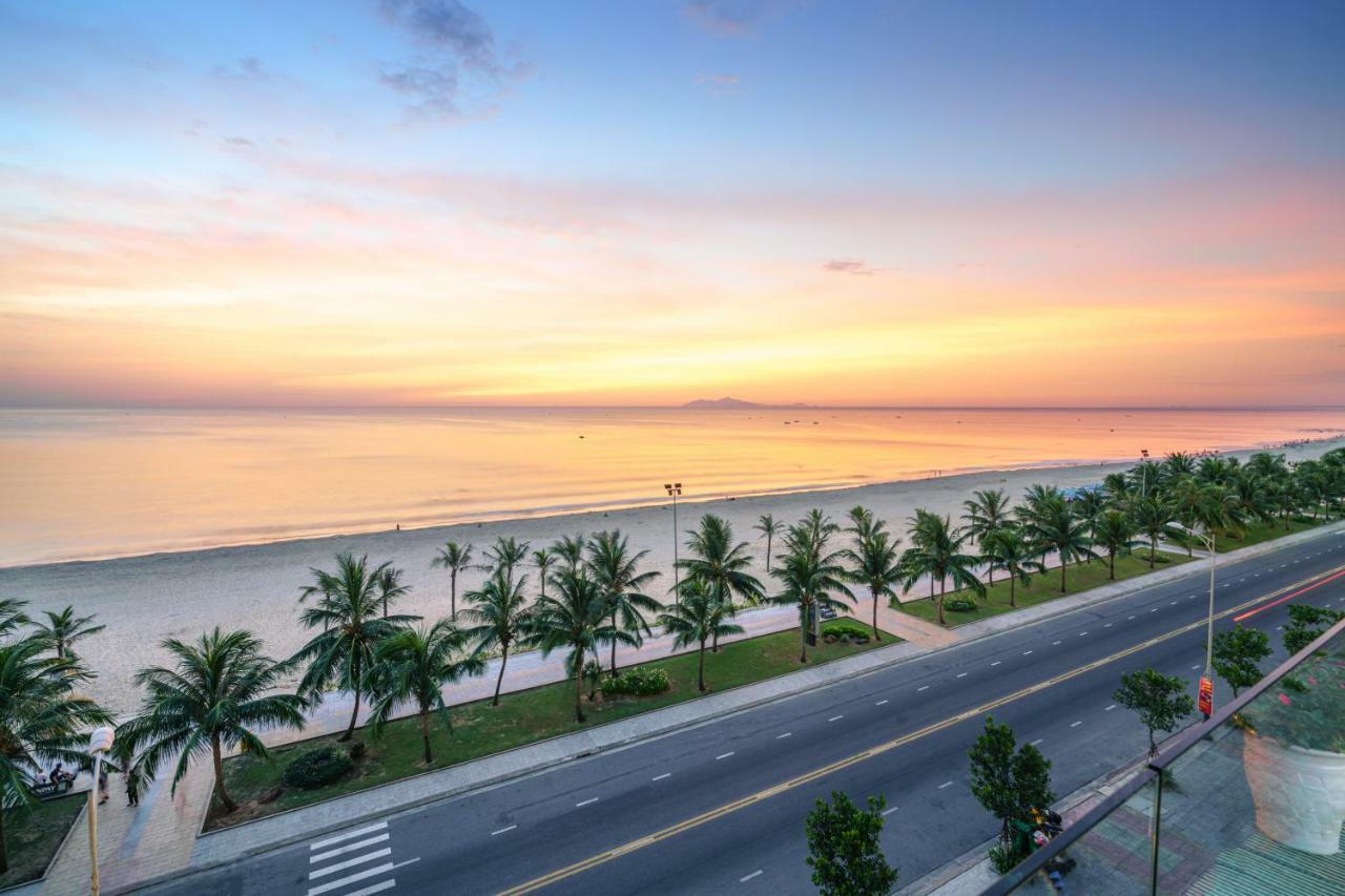 Serene Beach Hotel Danang Da Nang Exterior foto